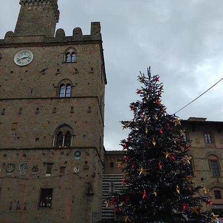 Appartamento Il Mandorlo Nel Centro Di Volterra Ngoại thất bức ảnh