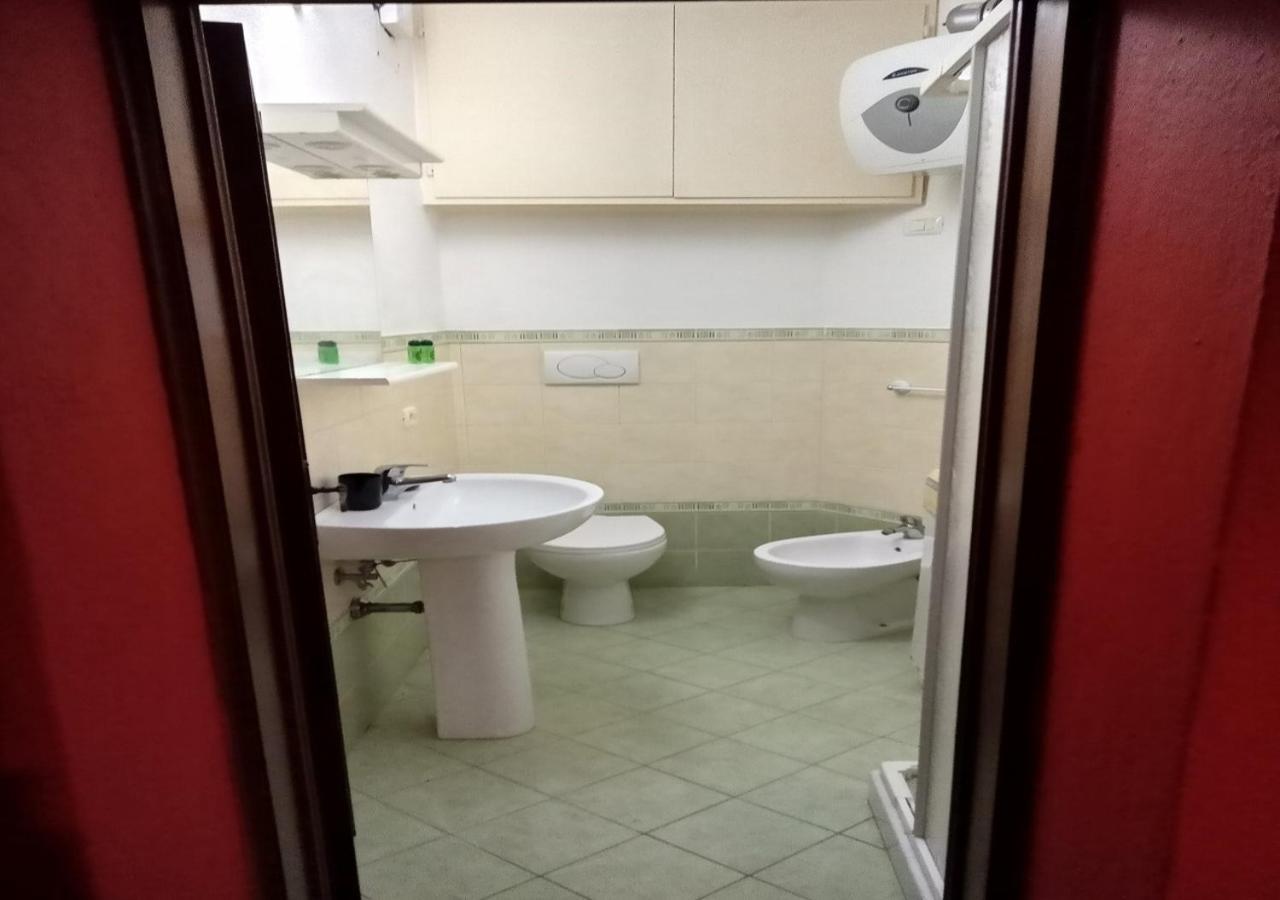 Appartamento Il Mandorlo Nel Centro Di Volterra Ngoại thất bức ảnh